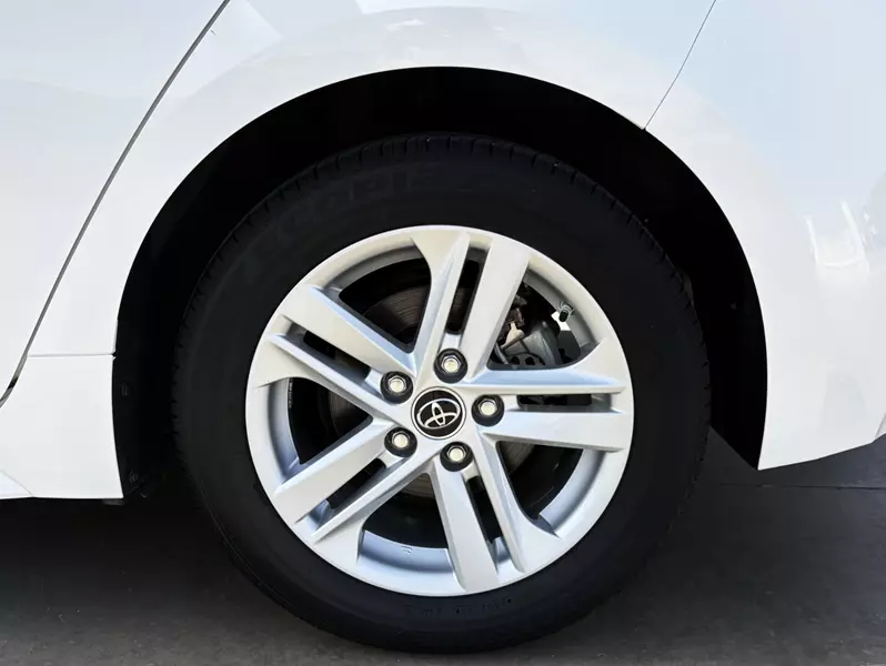 Toyota Corolla 1.8 125H Active E-CVT 122cv Hybrid 122 CV Automático